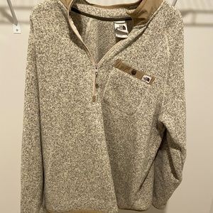 The North Face quarter zip pull over